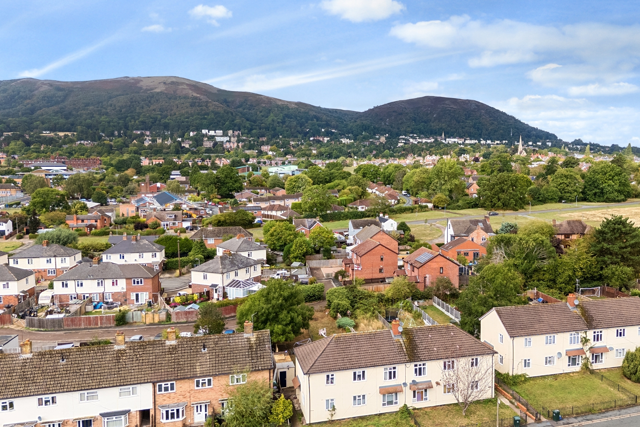 How to price your home in Tewkesbury for a faster sale