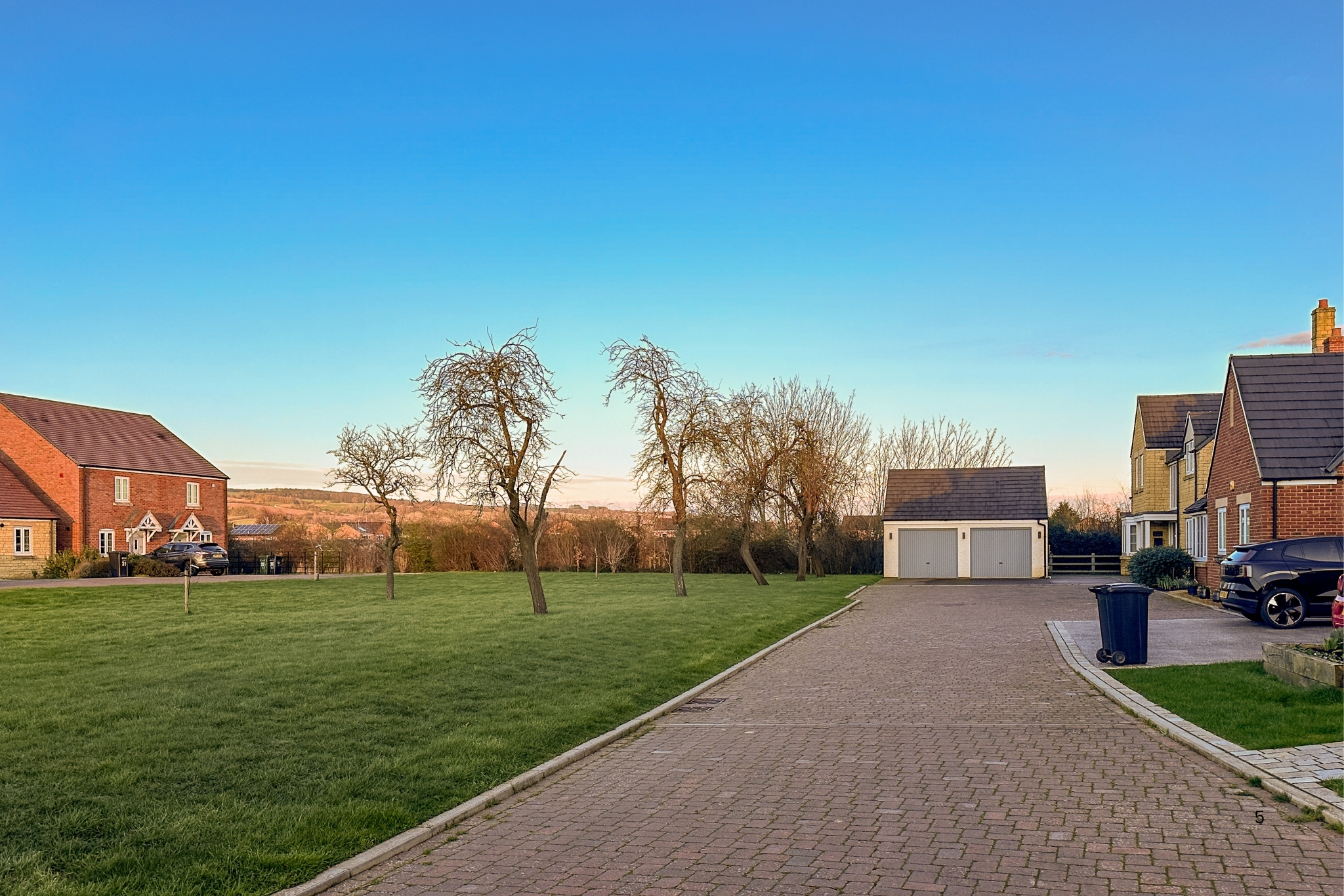 What buyers notice in the first ten minutes of a viewing